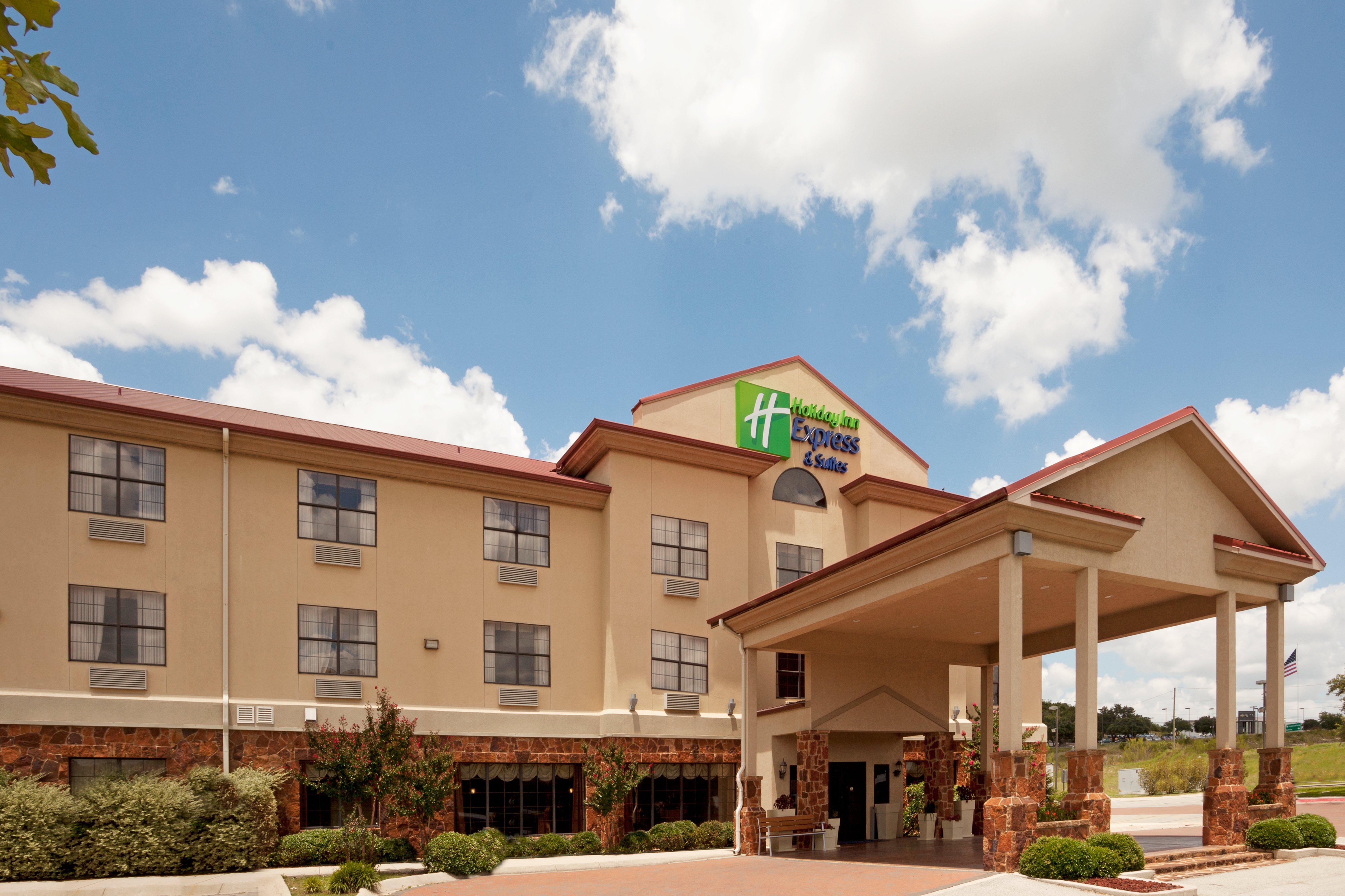Holiday Inn Express & Suites Kerrville Exteriér fotografie