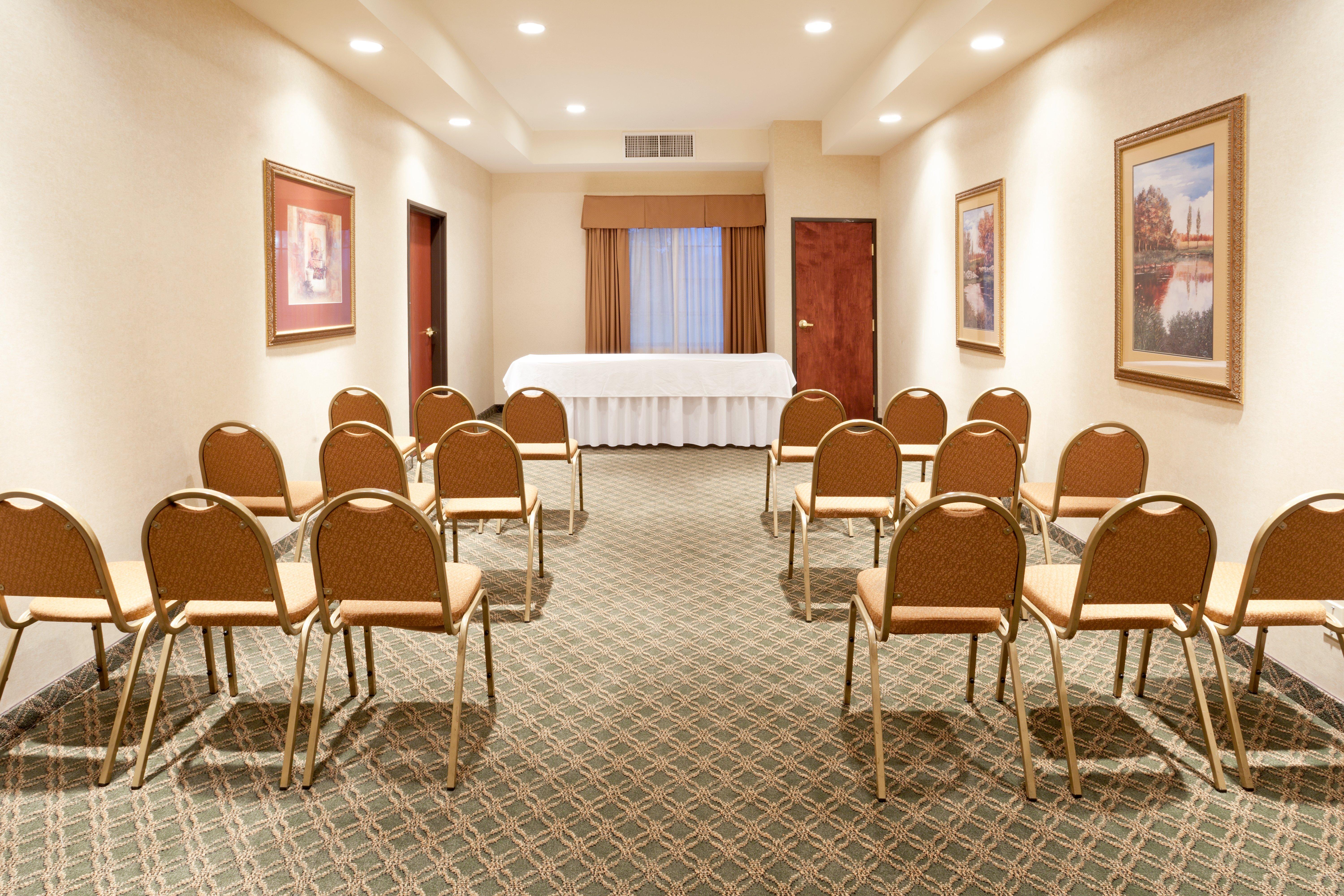 Holiday Inn Express & Suites Kerrville Exteriér fotografie