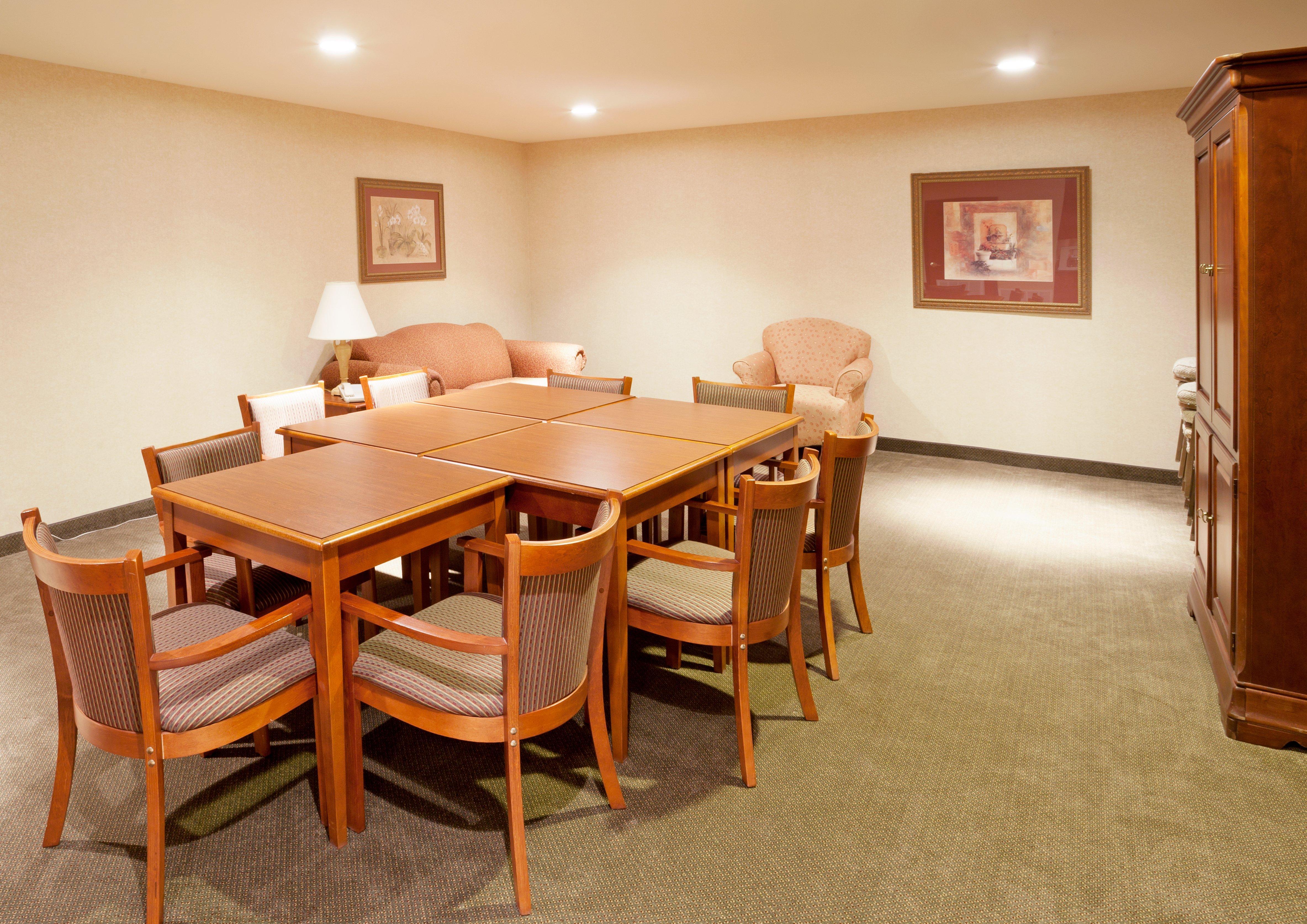 Holiday Inn Express & Suites Kerrville Exteriér fotografie